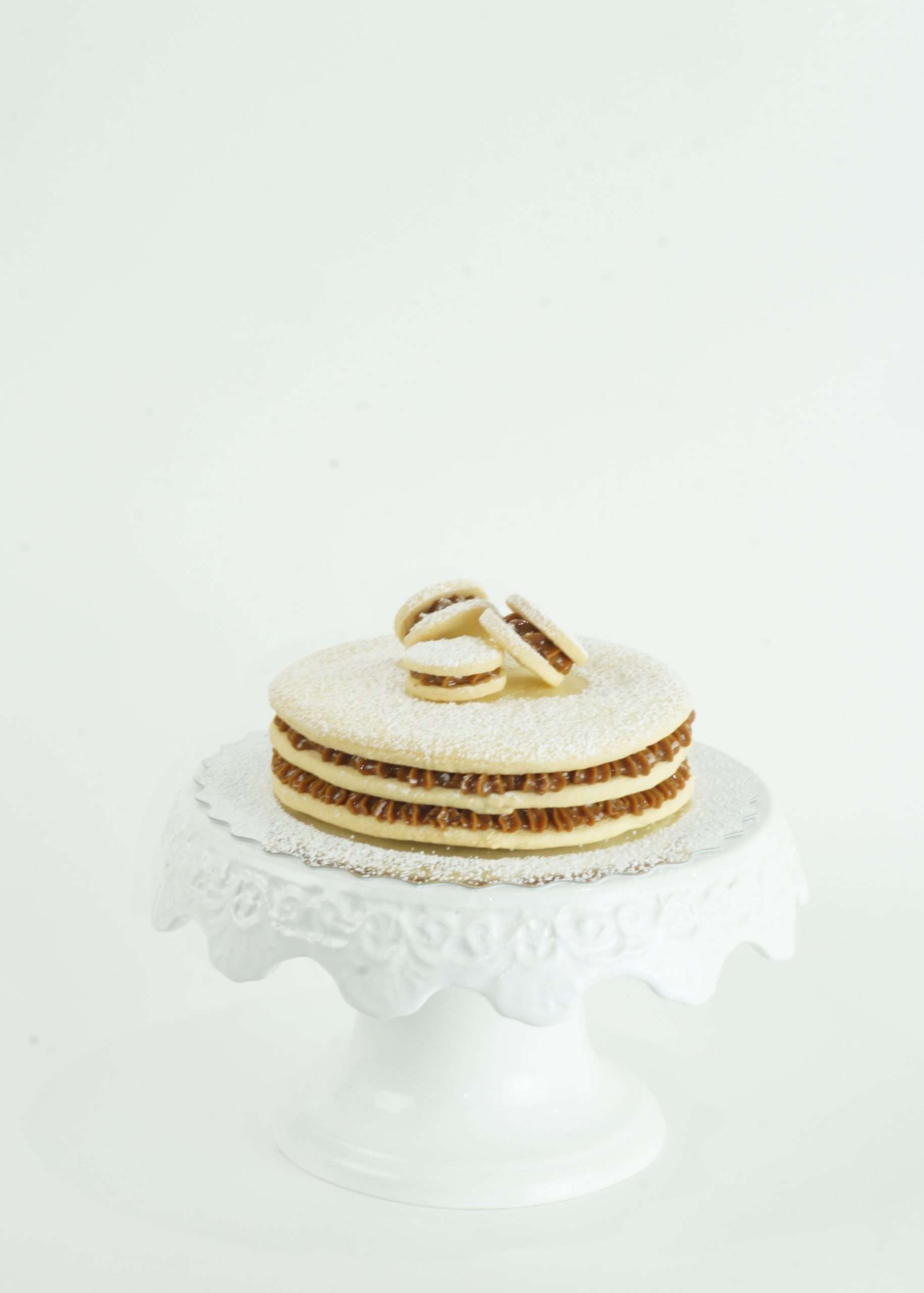 Alfajor Cake